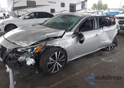 2021 Nissan Altima Sr Fwd из США, поврежденный, VIN 1N4BL4CV2MN313709